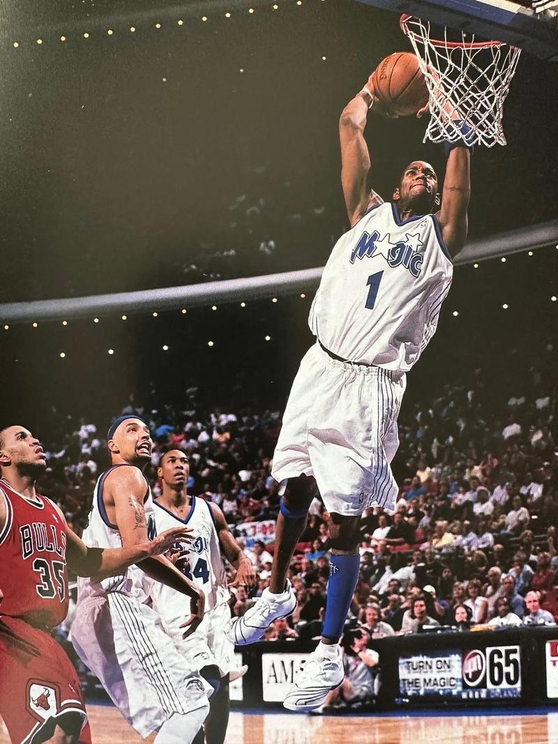 Shams：多位联盟官员认为快船应该用优质老将换回资产（Shams：多名联盟高层建议快船以优质老将换取资产）