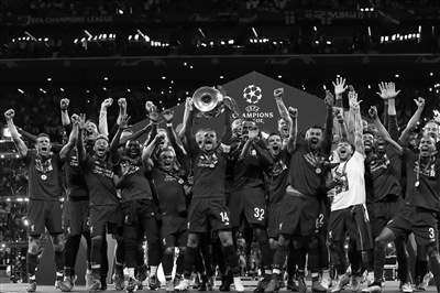 亚冠精英联赛积分榜：中超3队5轮过后齐聚倒三，海港1分垫底（5轮后亚冠精英联赛榜单：中超三队包揽后三位，海港仅积1分垫底）