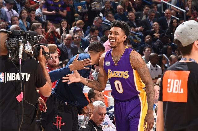 TA：利物浦冬窗签格伊可能性不大；与索博的续约谈判已开始（The Athletic：利物浦冬窗引进格伊希望渺茫，已启动与索博的续约谈判）