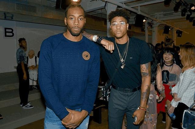 ATP年终总决赛｜阿尔卡拉斯又赢一次！提前锁定年终世界第一（ATP年终总决赛：阿尔卡拉斯再度取胜，提前锁定年终世界第一）