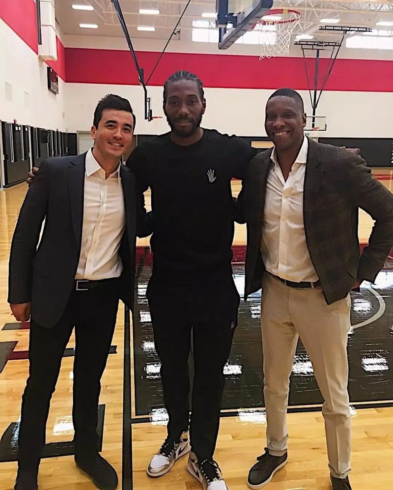 杜兰特54次以180命中率轰30+5+5，升至历史第二（杜兰特54次打出30+5+5并达成50／40／90命中率，排名史上第二）