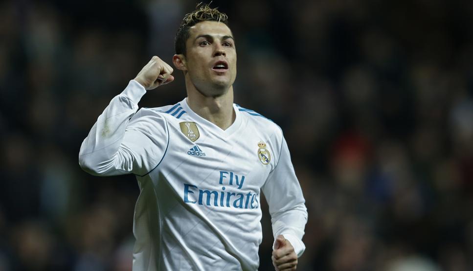 英超前瞻：狼队新帅上任三把火，水晶宫连续四场不败（英超前瞻：狼队新帅连出三招，水晶宫持续四轮不败）