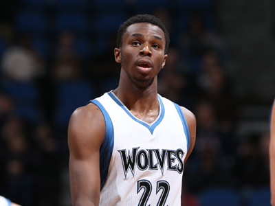 青岛vs深圳前瞻：深圳近4次战青岛皆败，新外援史密斯可期（青岛对阵深圳前瞻：深圳近四次交锋全败，新援史密斯值得期待）