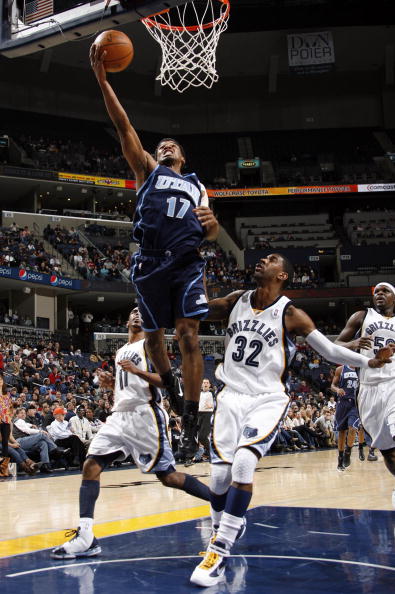 萨拉赫C罗面临相似十字路口，无法接受境遇的巨星将如何抉择？（萨拉赫与C罗同处抉择关口：不甘现状的巨星将走向何方？）