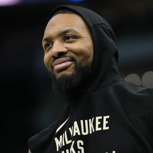 看看谁回来了！今日欧冠对阵闪耀，罗伊斯重返多特主场（罗伊斯归来！欧冠今日焦点对决，多特主场再迎核心）