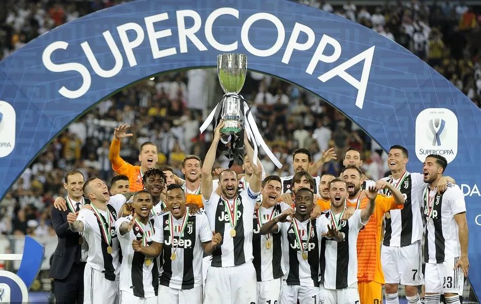 尼克斯主场开局12胜1负，创球队近33年最佳开局（尼克斯主场12胜1负，刷新队史33年来最佳开局）