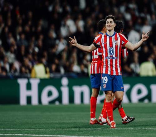 浙江男篮末节连得12分逆转辽宁（浙江男篮末节打出12-0攻势完成对辽宁的逆转）