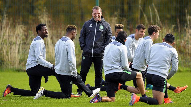 中规中矩！徐杰半场5中3拿到8分3助3断 正负值+4（发挥稳健！徐杰半场5投3中拿下8分3助攻3抢断，正负值+4）